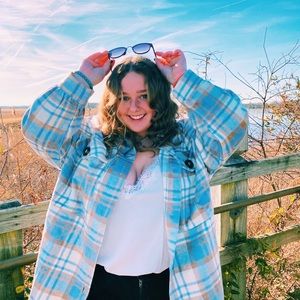 Meet your Posher, Mia